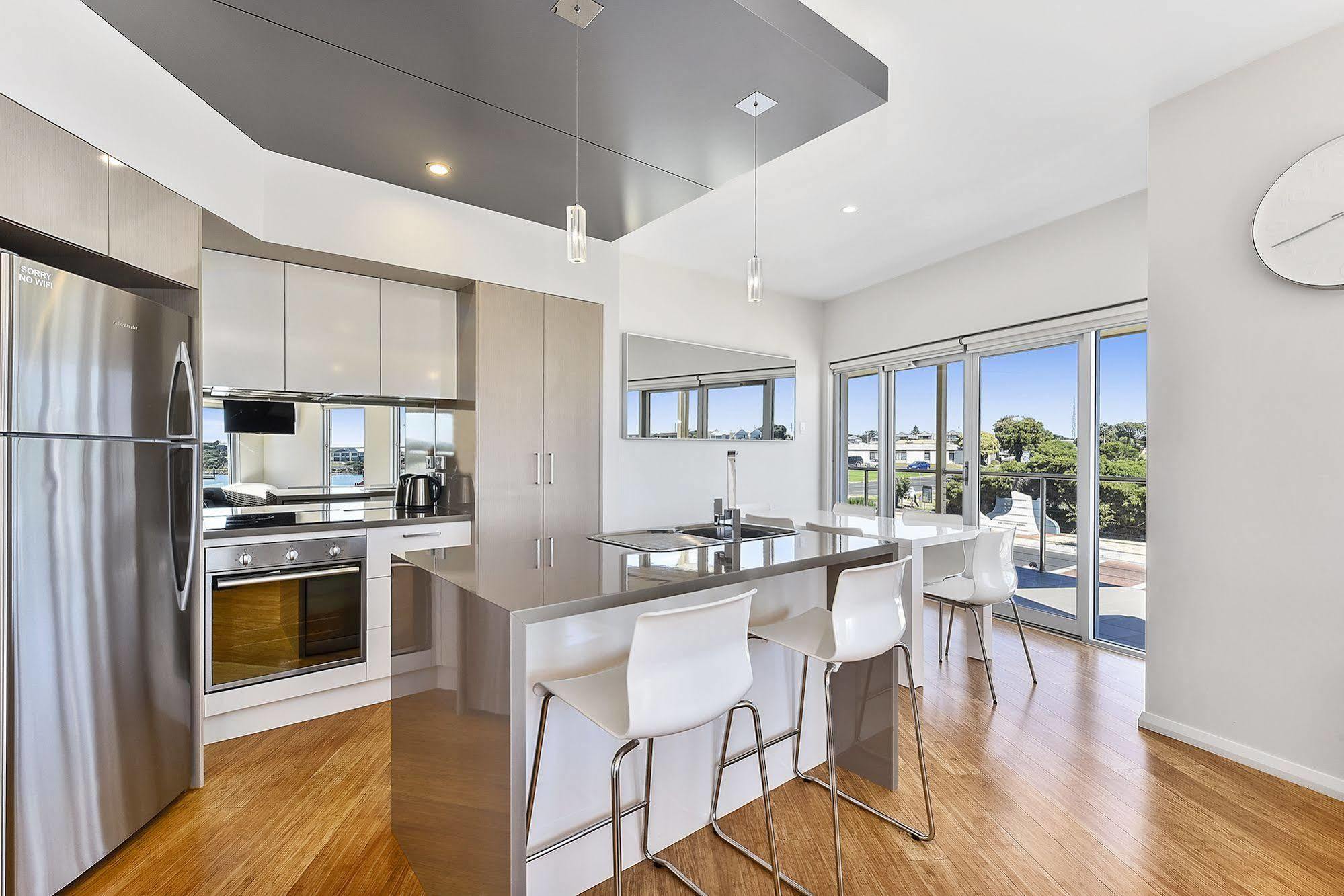 Marina Apartment